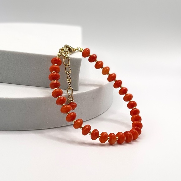 Beautiful Coral Bracelet - Picture 2 of 12